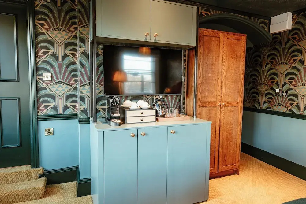 Foto - Hand & Flower