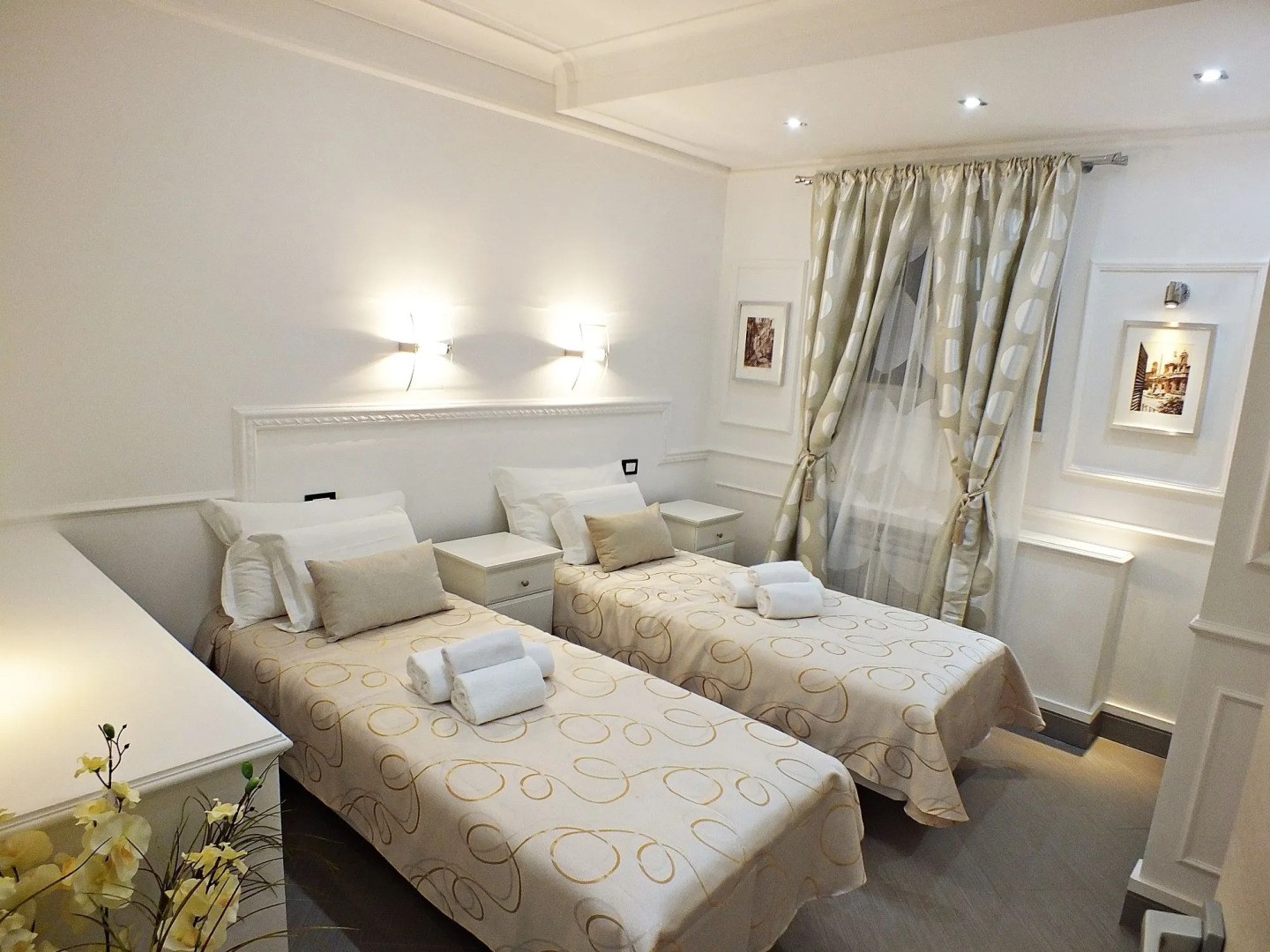 Photo - Le Petit Bijou