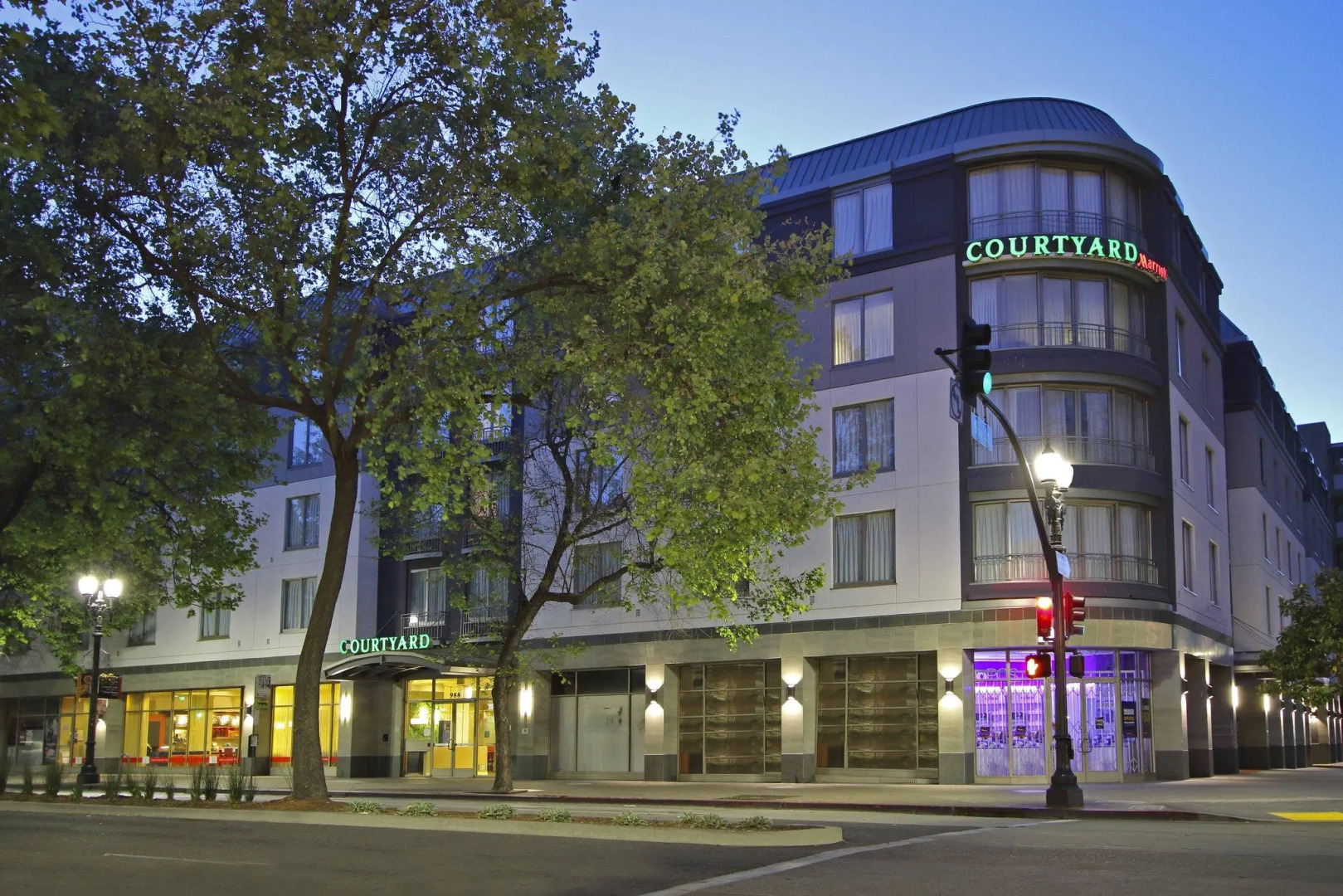 Photo - Courtyard Oakland Downtown