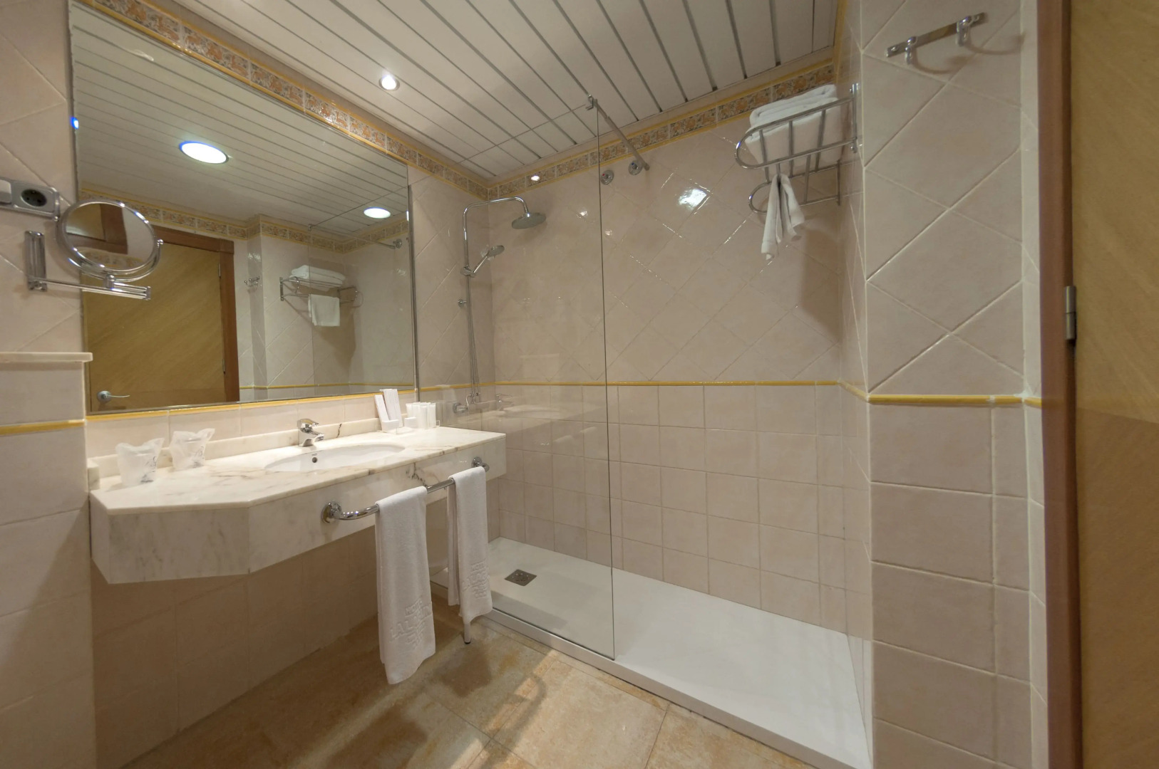 Foto - Hotel La Laguna Spa & Golf