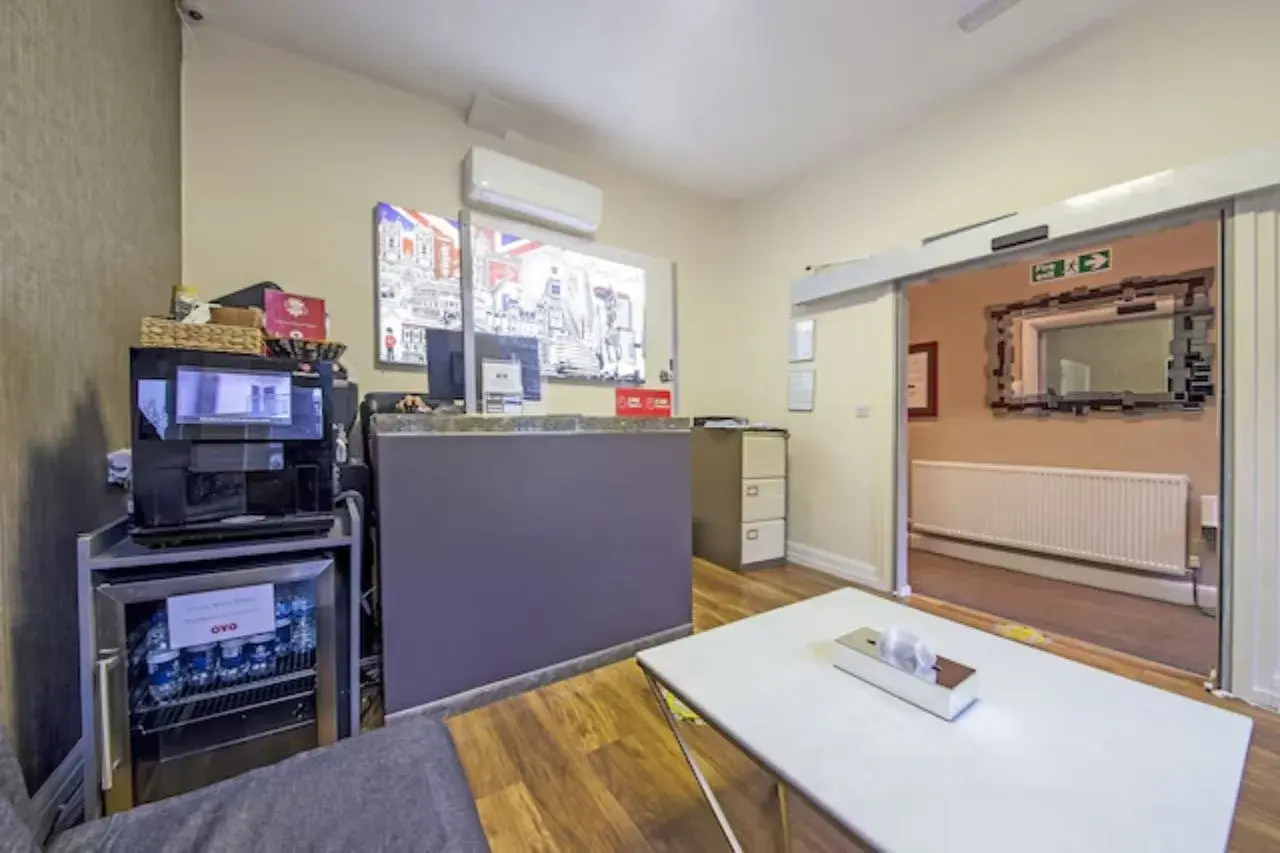 Foto - OYO 24 Sussex, London Paddington