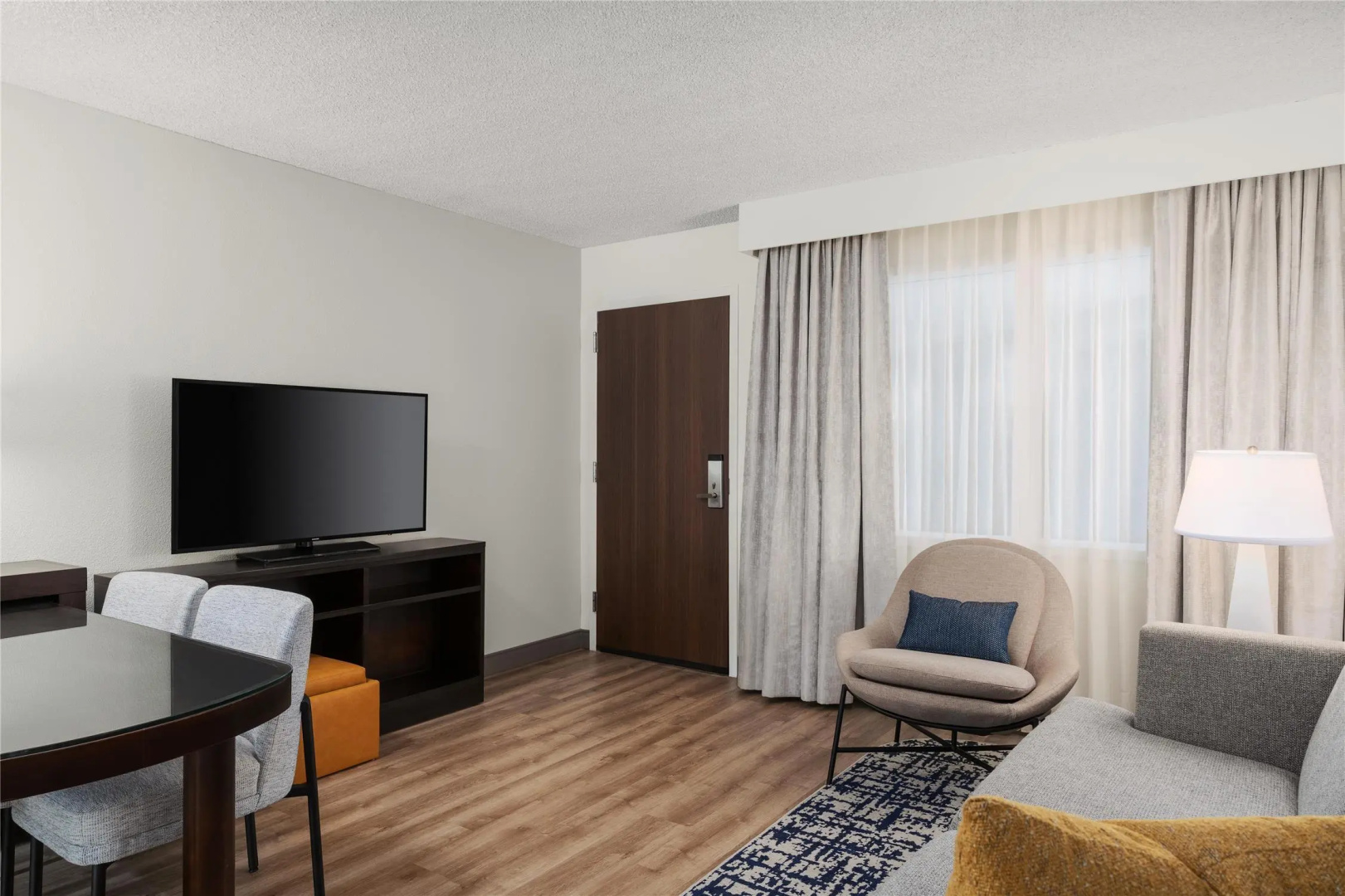 Photo - Embassy Suites by Hilton Seattle Tacoma International Airport