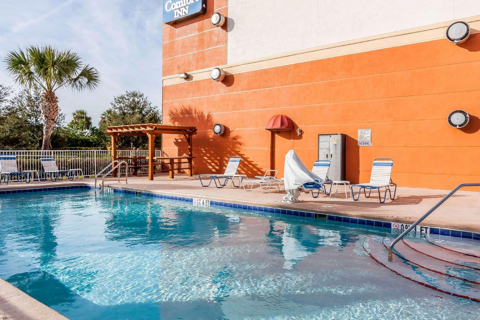 Photo - Comfort Inn St Petersburg North