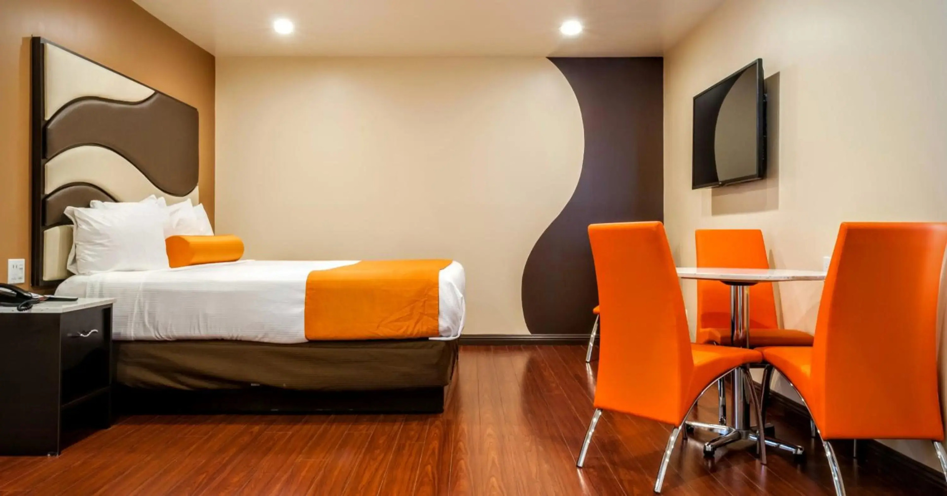 Photo - Redondo Pier Inn