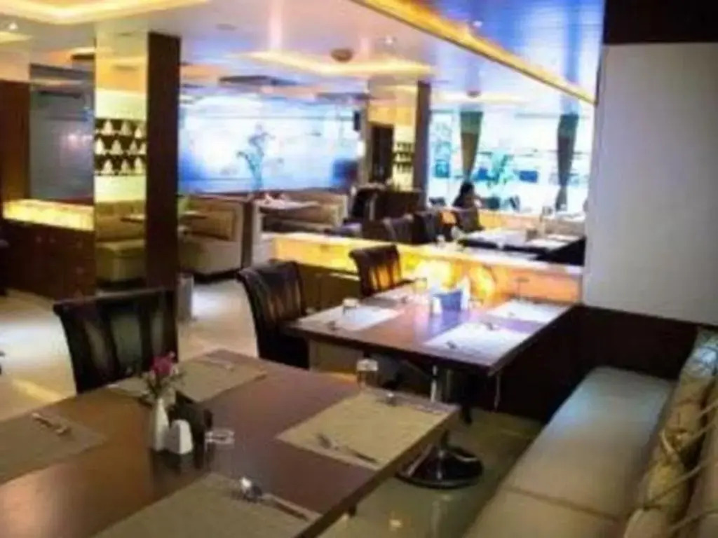 Foto - Super Hotel O Grandeur By orbit Hotels Near Chennai shopping mall