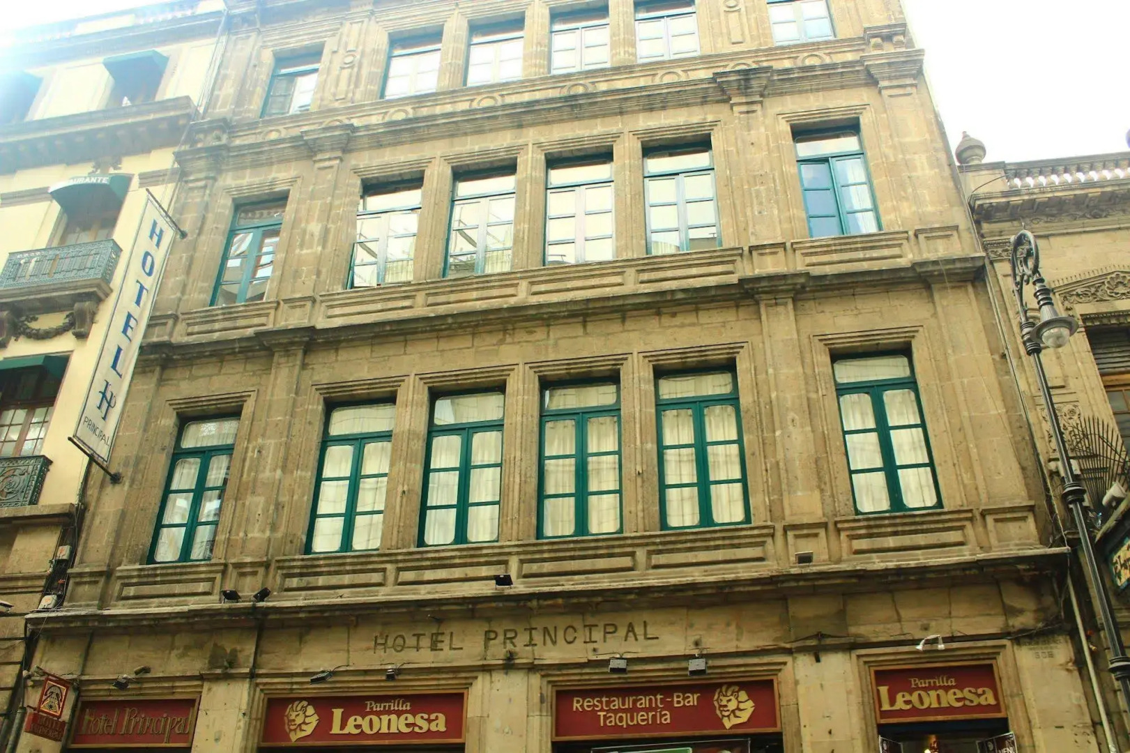 Photo - Hotel Principal