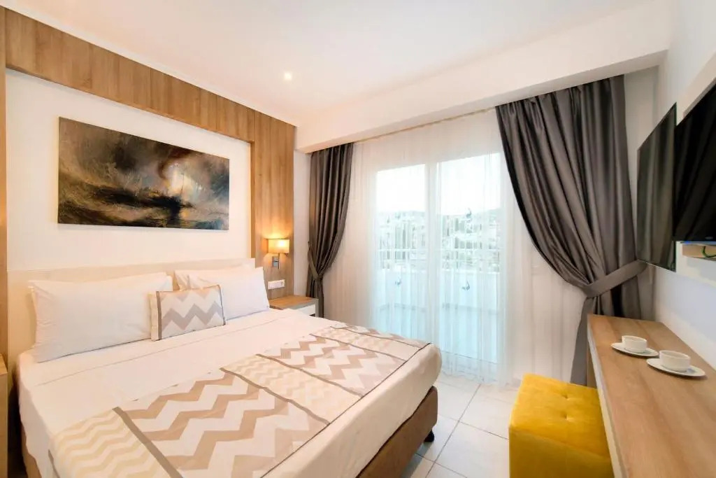 Photo - Club Shark Hotel