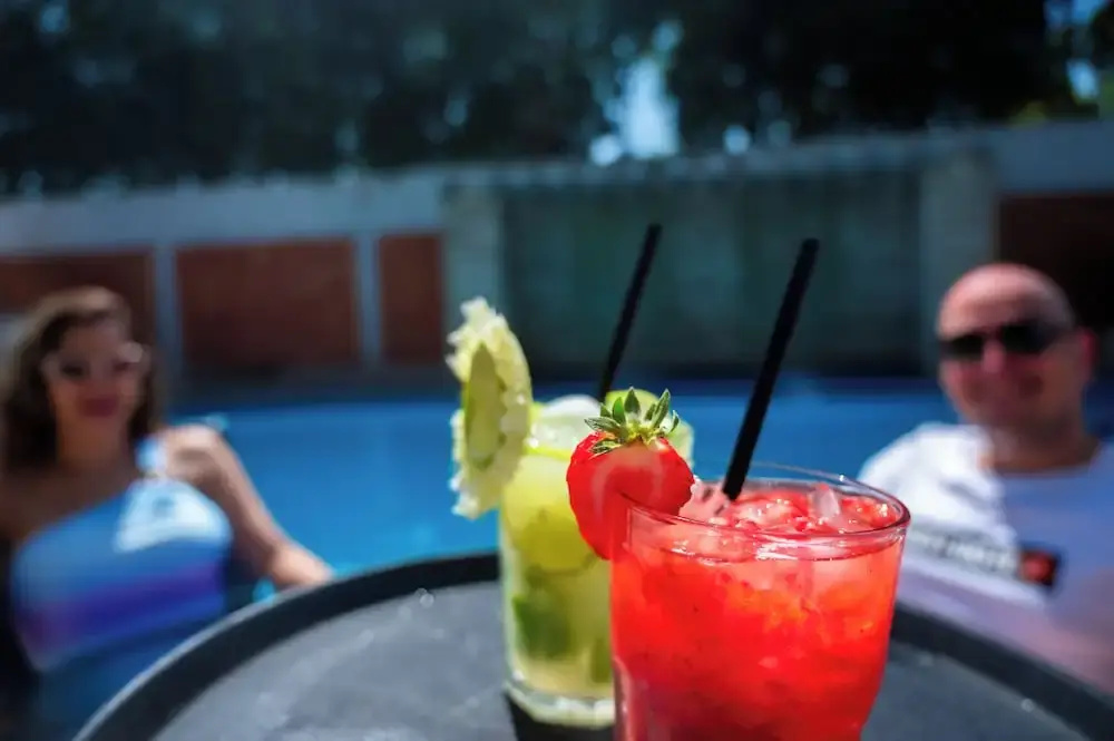 Photo - Delcas Hotel