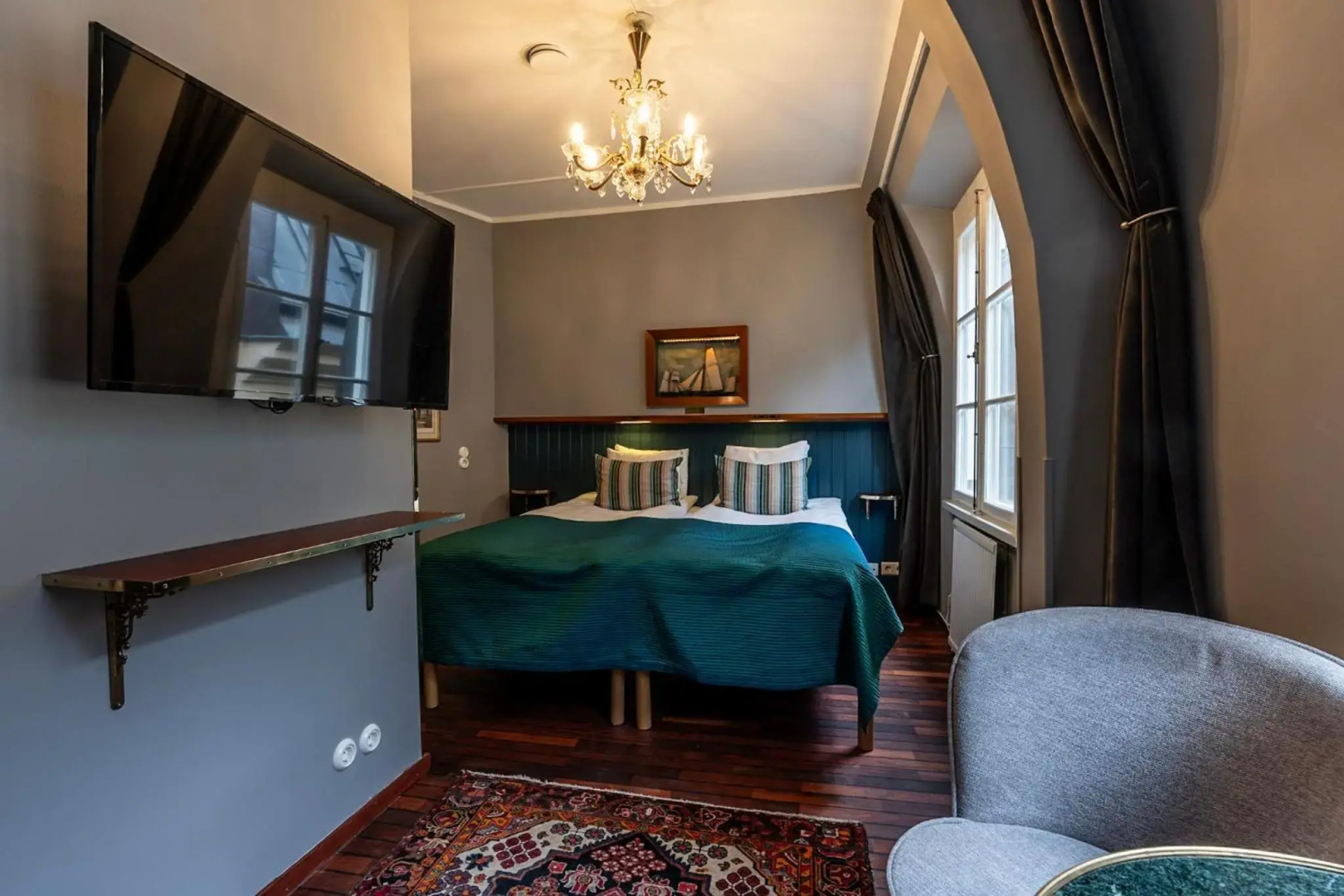 Photo - Lord Nelson Hotel