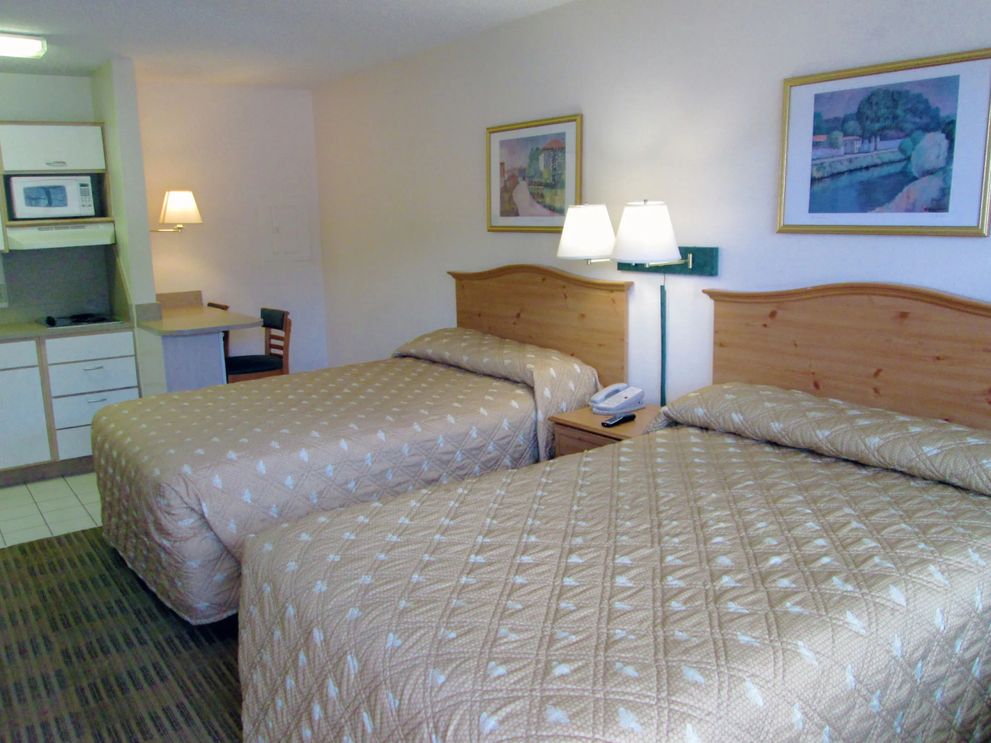 Foto - HomeTowne Studios by Red Roof Dallas - North Addison - Tollway