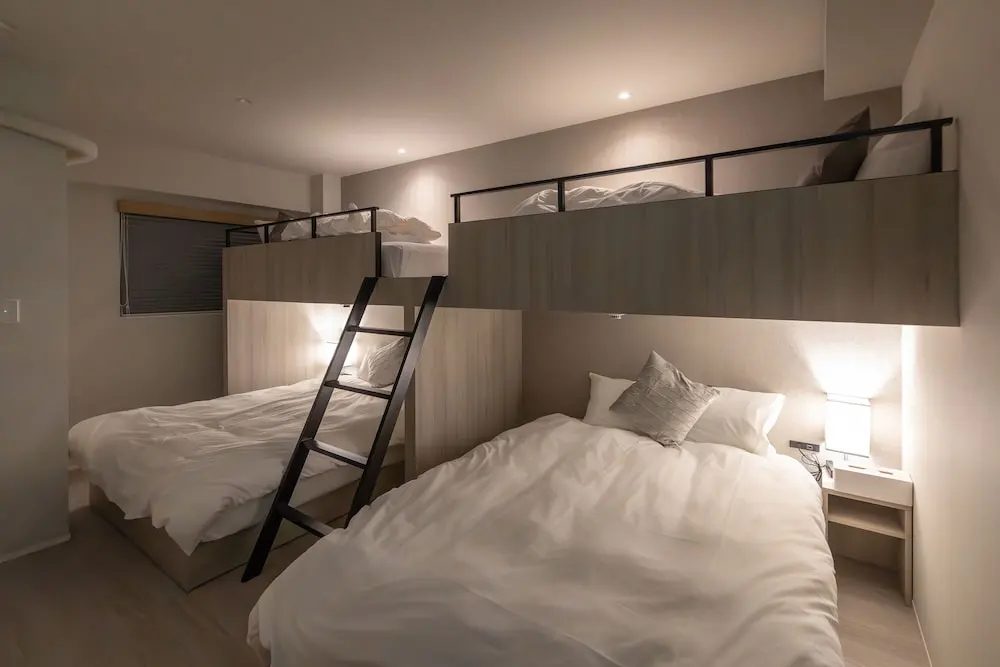 Foto - ONE WORLD Sakaisuji Hommachi