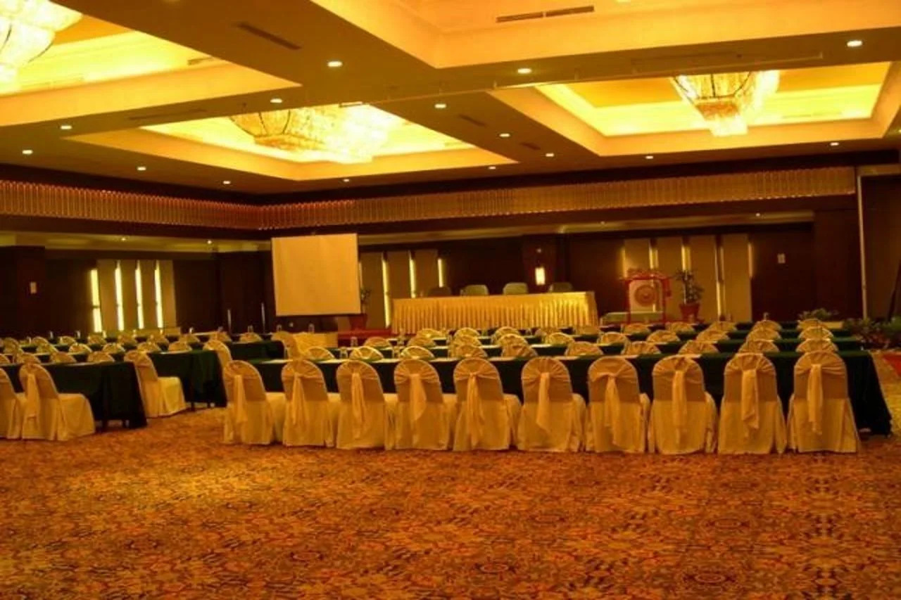 Foto - Emerald Garden International Hotel