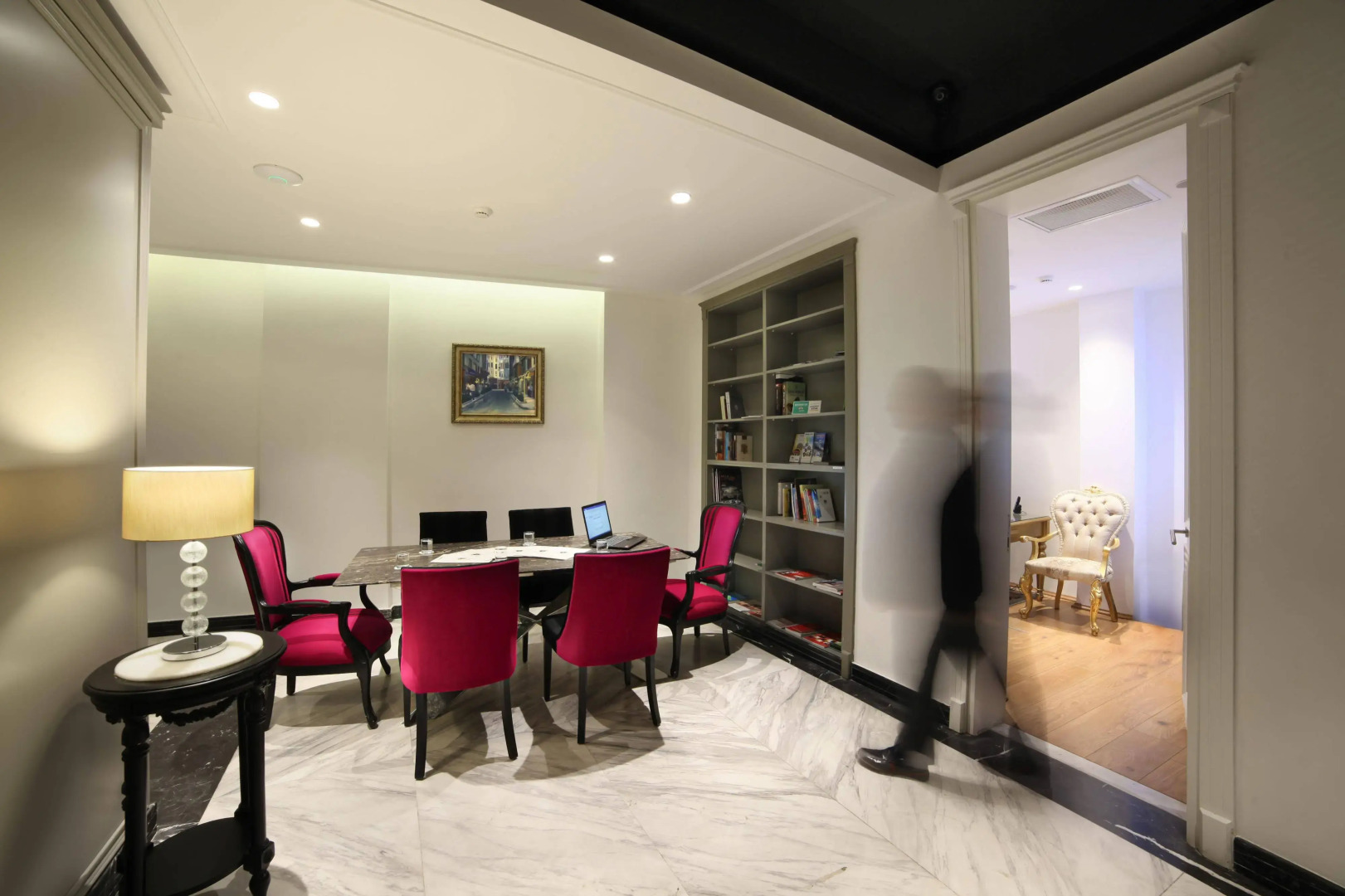 Foto - White Monarch Hotel