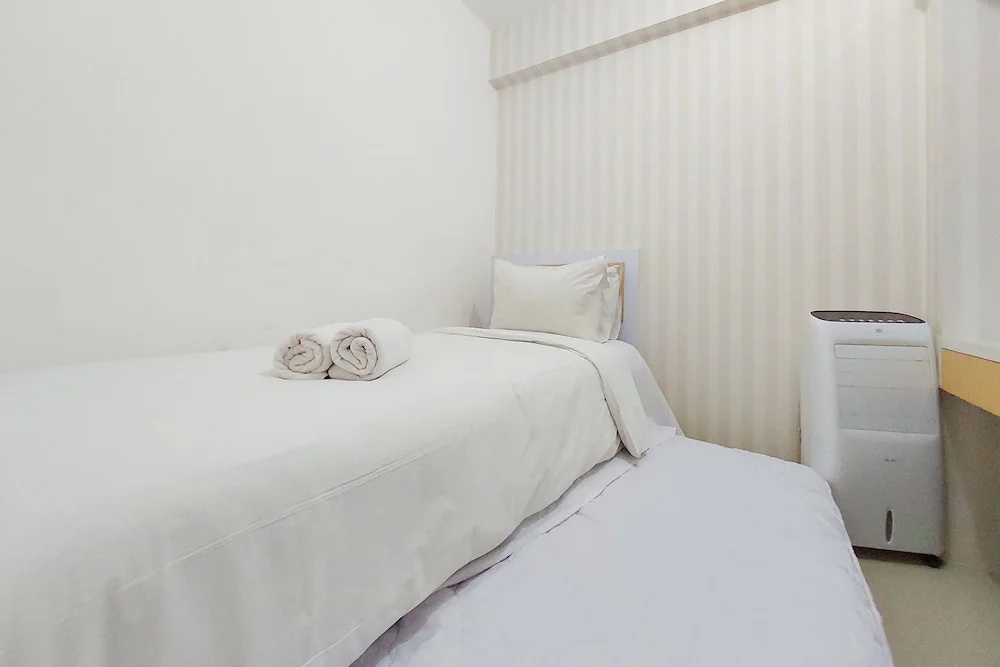 Comfort 2Br Apartment At Bassura City