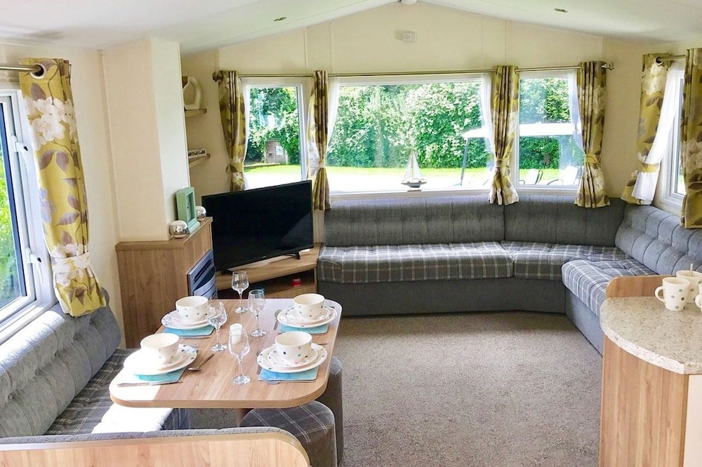 Moffat Manor Holiday Resort