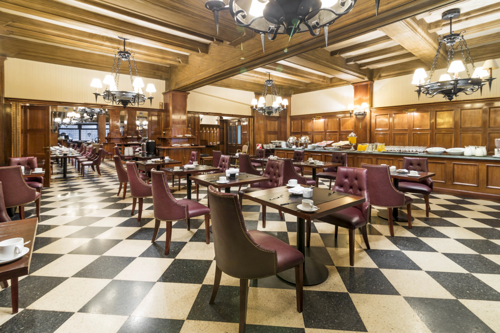 Photo - Claridge Hotel