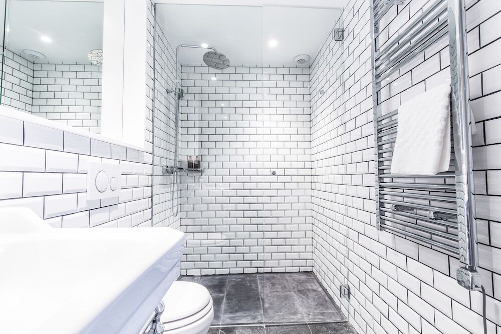 Photo - Terreno Suites