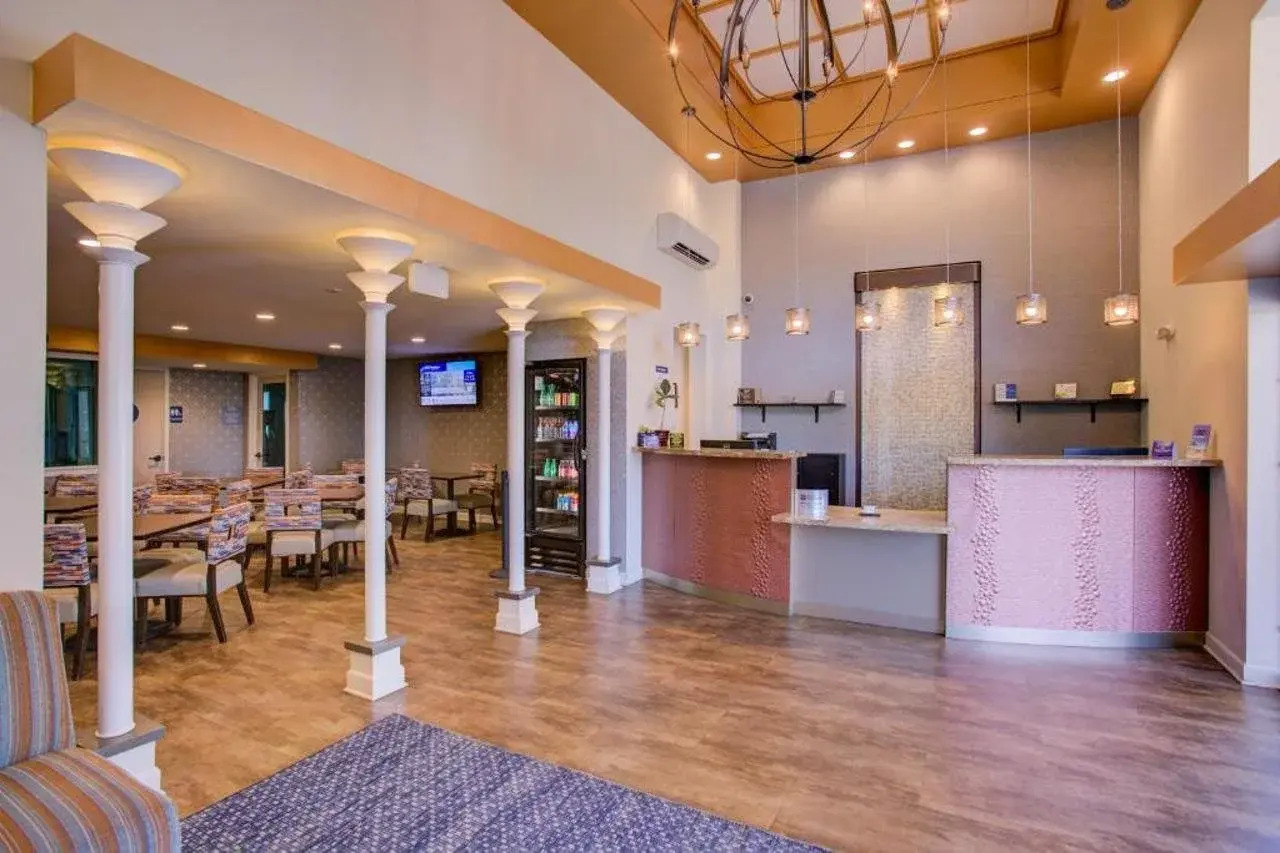 Photo - Best Western Sandman Hotel