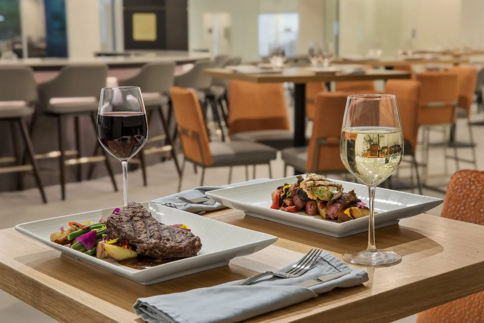 Photo - Crowne Plaza Orlando - Lake Buena Vista by IHG