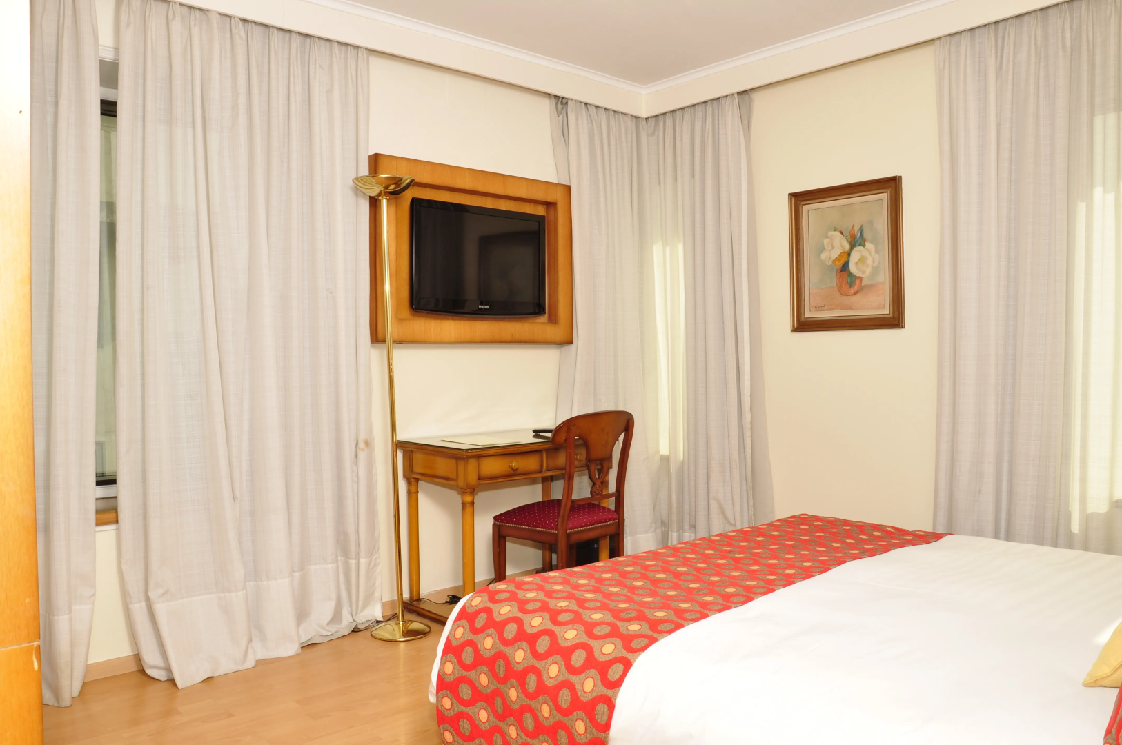 Photo - Imperial Park Hotel