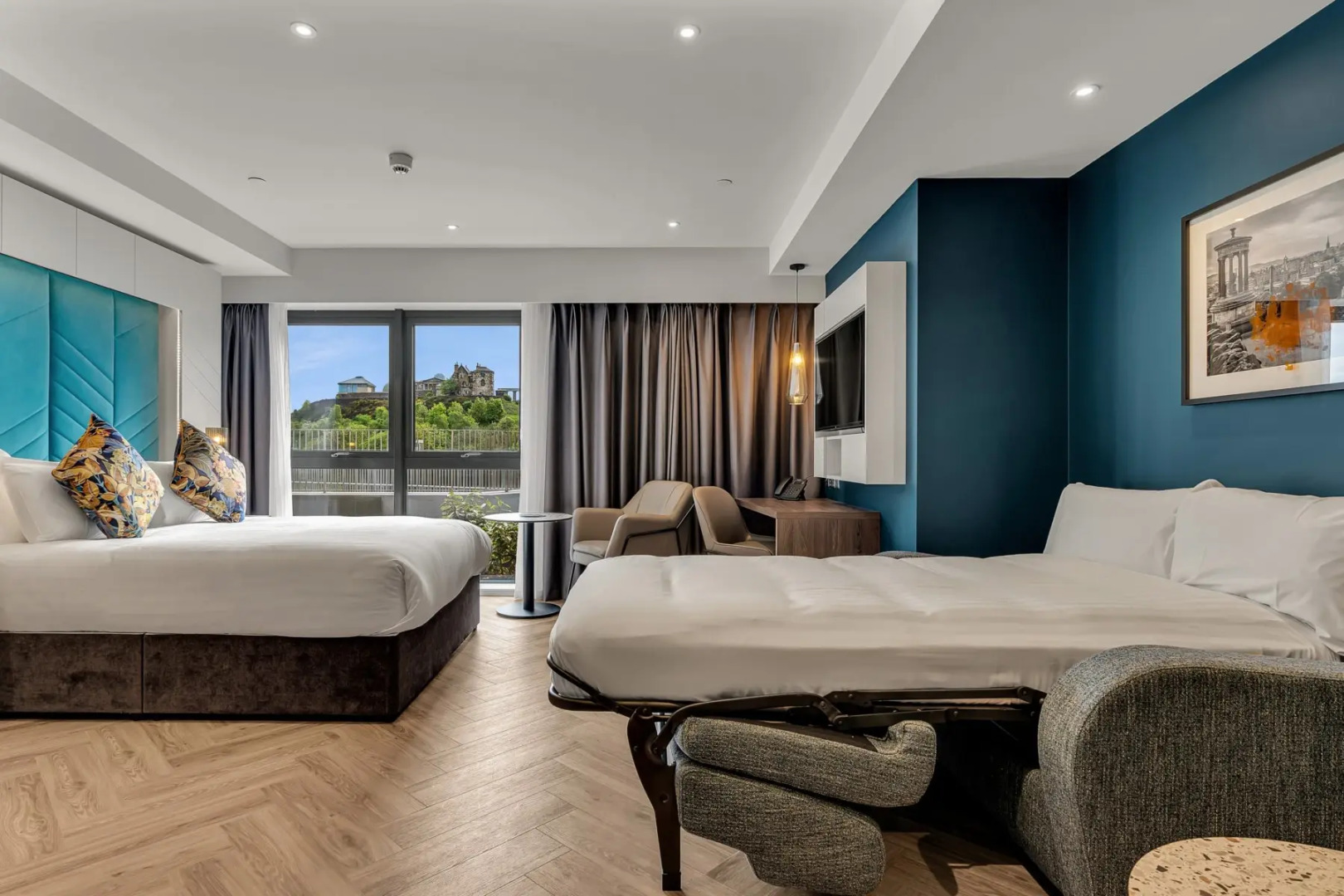 Photo - Roomzzz Edinburgh