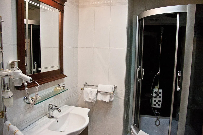 Photo - Stone Bridge Hotel