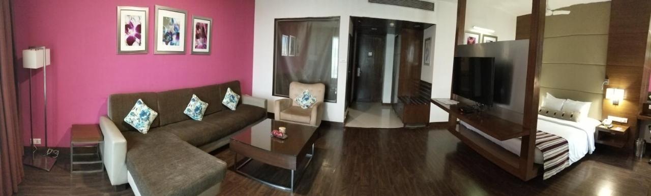 Photo - Royal Orchid Central Pune