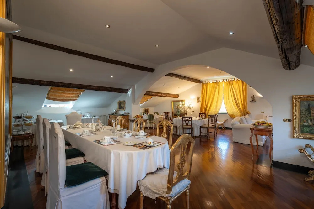 Foto - Morali Palace