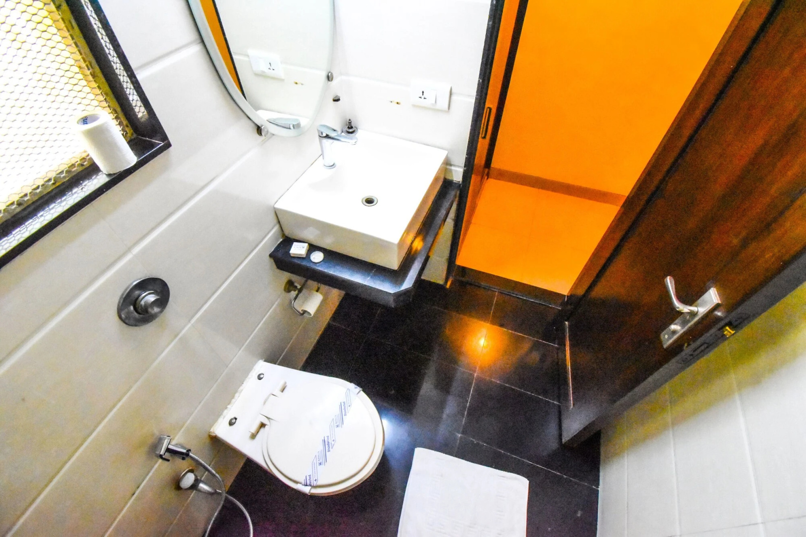 Foto - Kings International Juhu