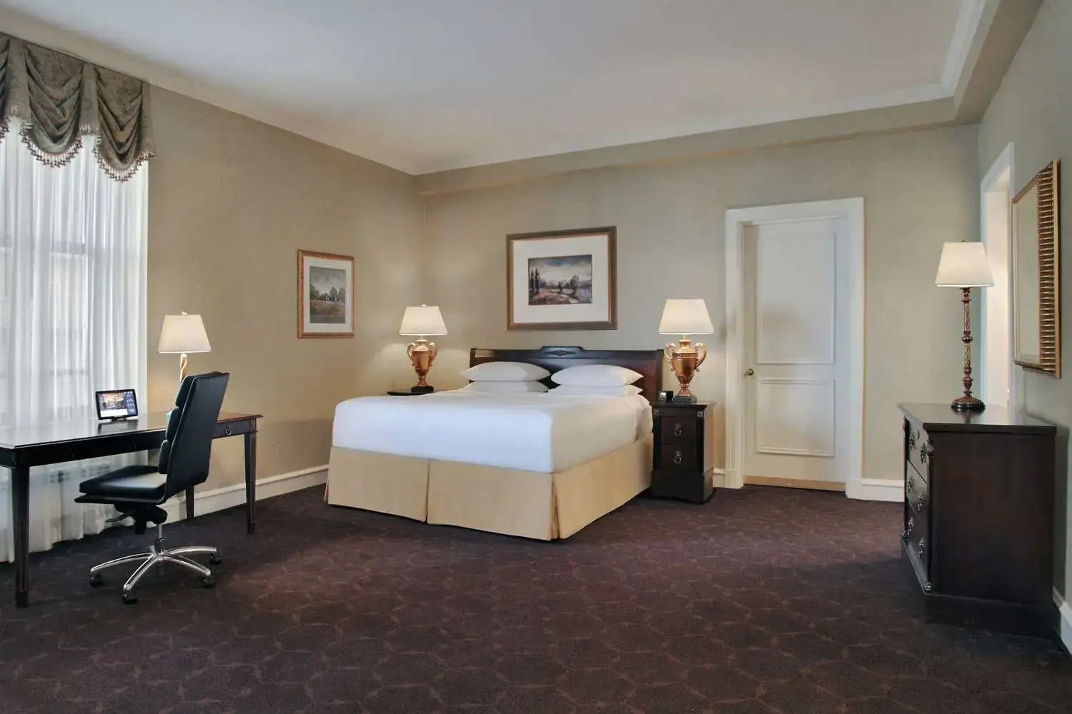 Photo - The Drake Hotel