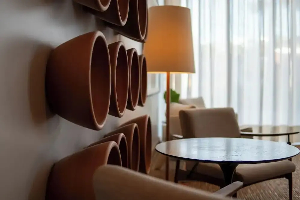 Photo - Mona Hotel