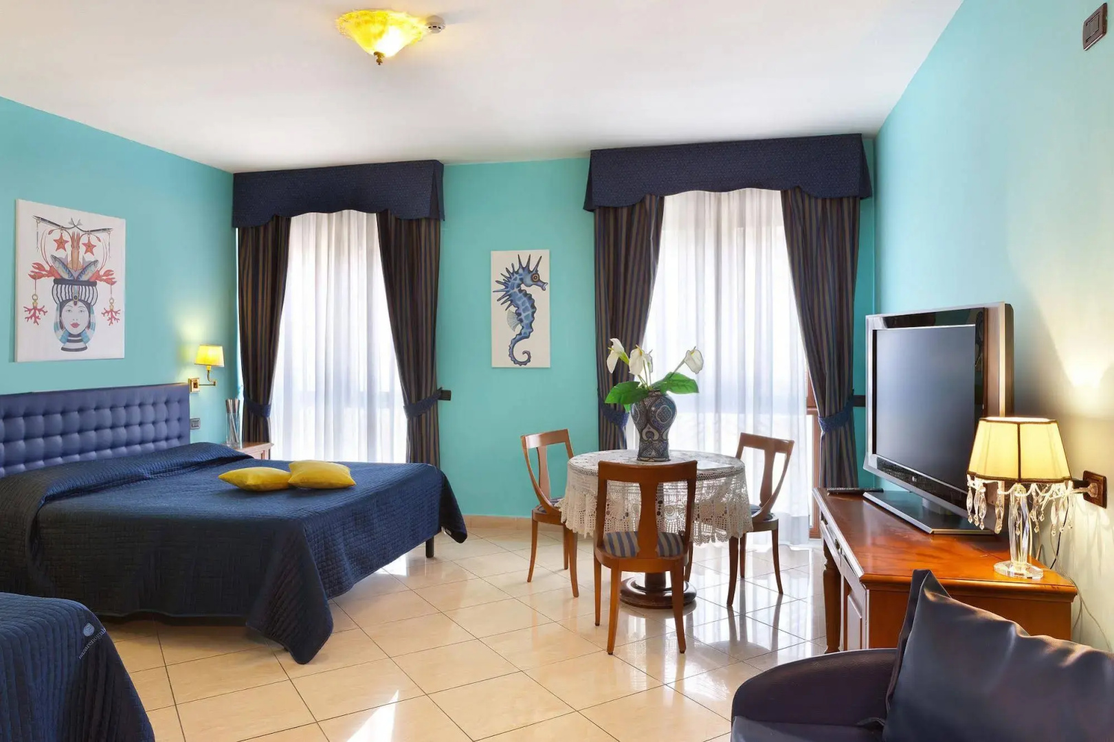 Photo - Ulisse Deluxe Hostel