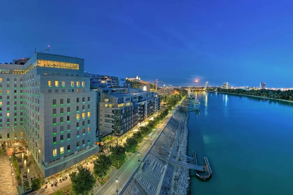 Photo - Grand Hotel River Park, a Luxury Collection Hotel, Bratislava