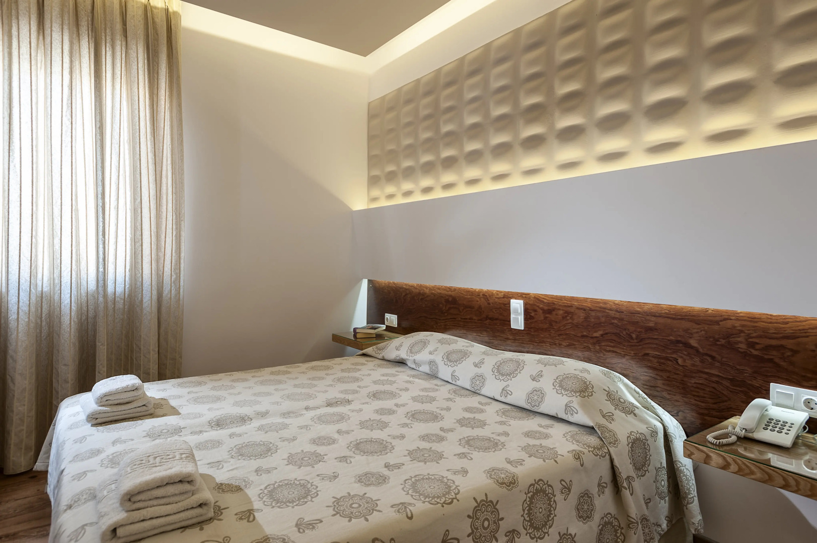 Photo - Elina Hotel Apartments