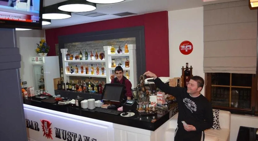 Photo - Hotel Mustang