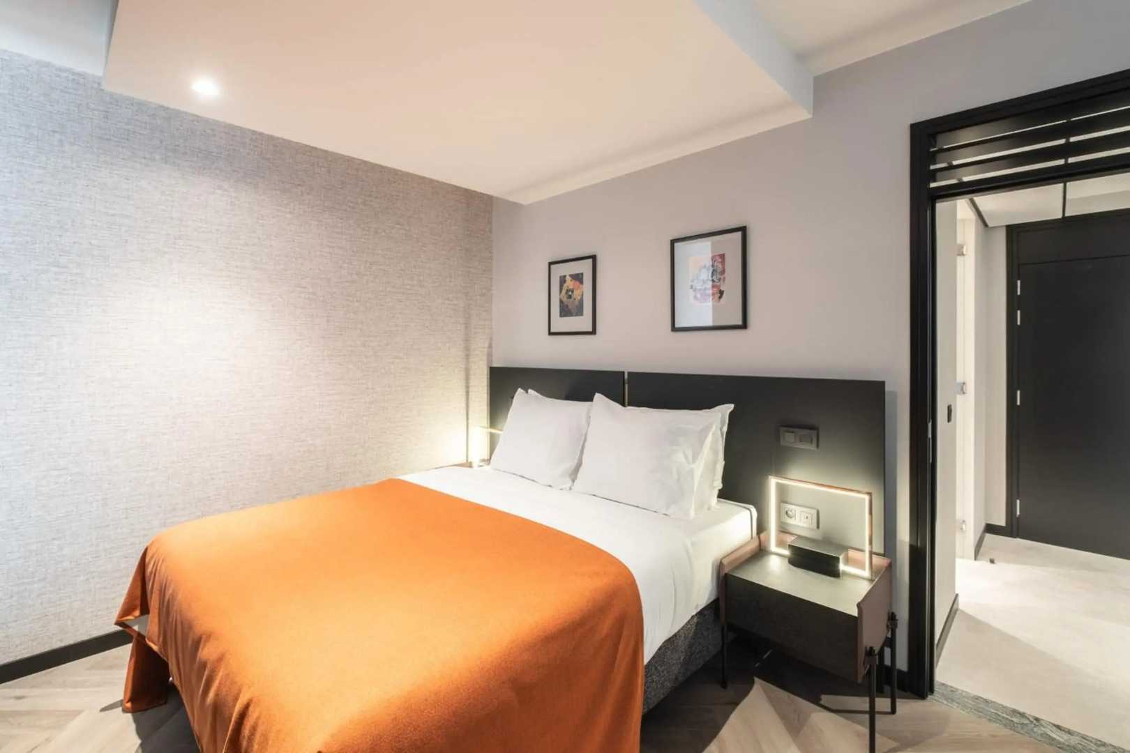Photo - Hyllit Hotel