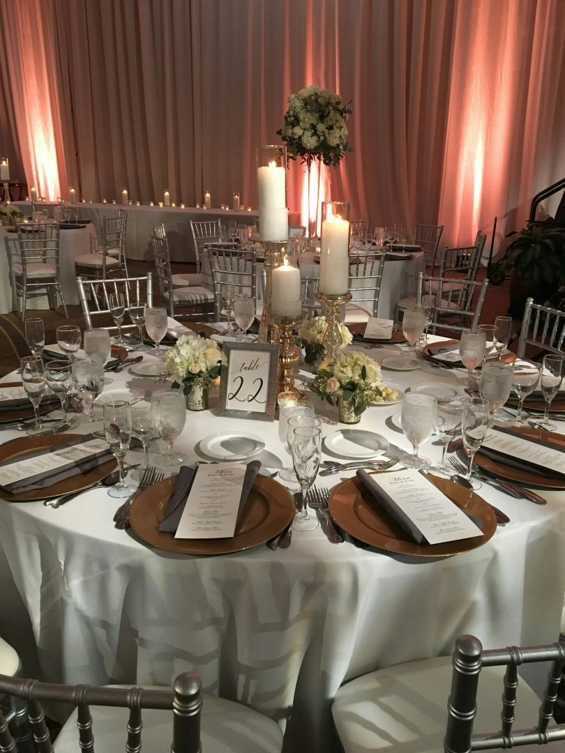 Photo - Embassy Suites by Hilton Chicago Naperville