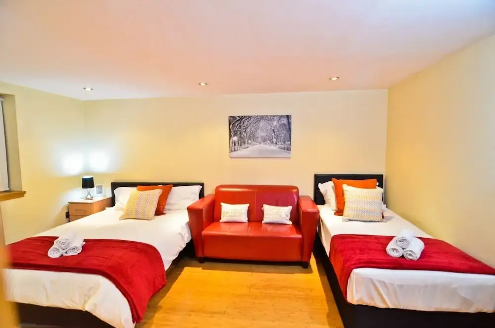 Photo - Thames View House Surrey Quays