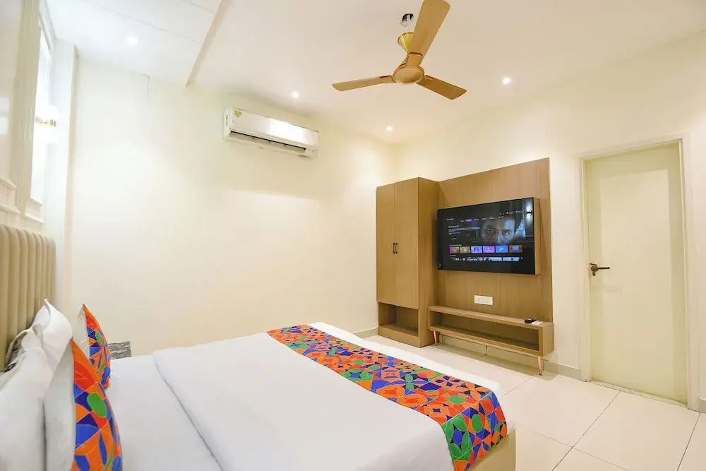 Photo - FabHotel Dev Palace I