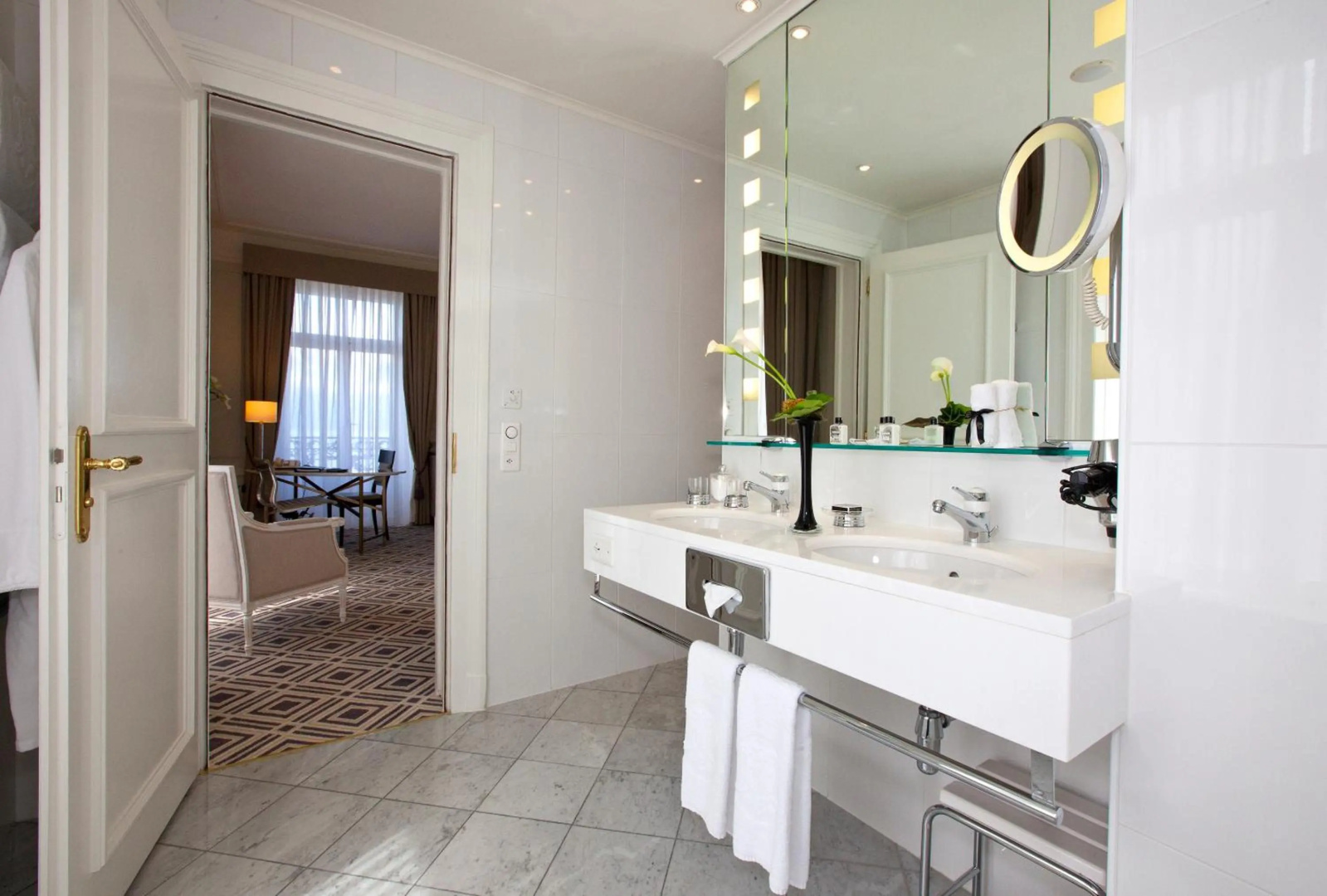 Photo - Fairmont Le Montreux Palace