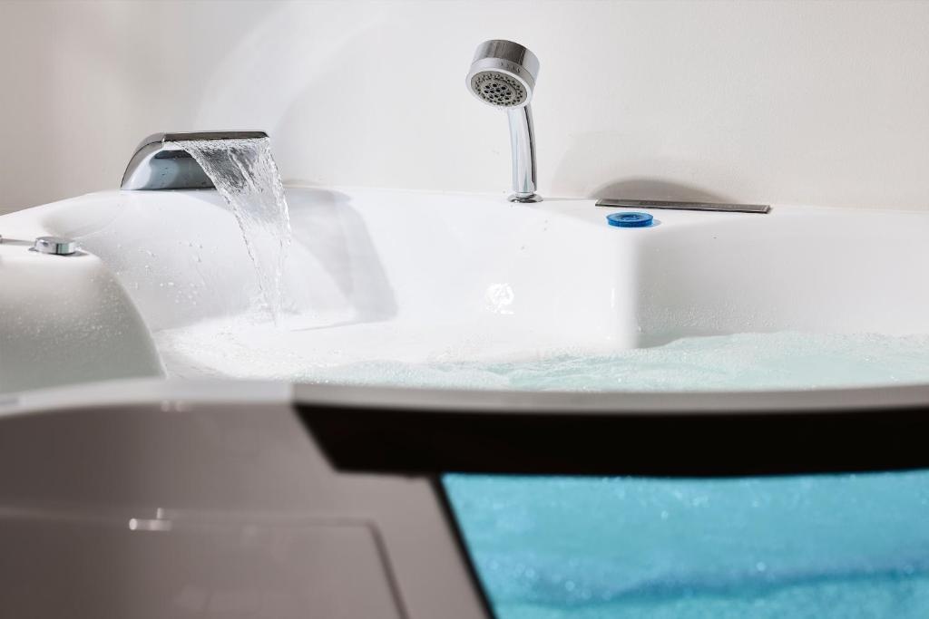 Nirome Luxury Suites, Bild 8 von 12