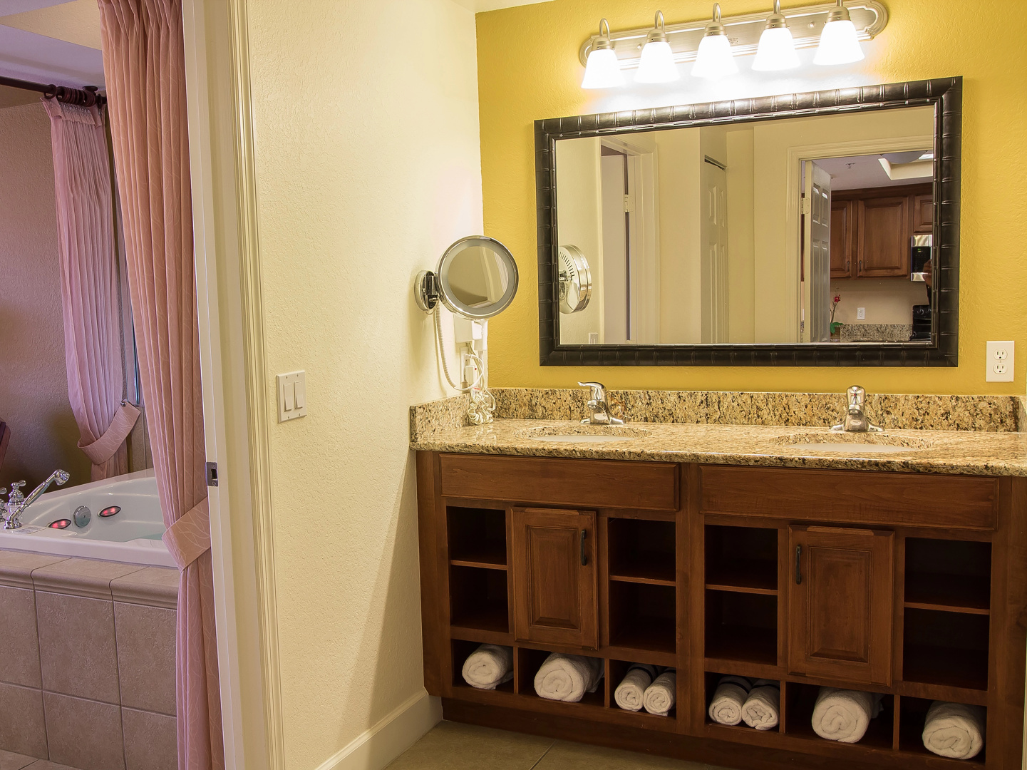 Photo - Westgate Lakes Resort & Spa 