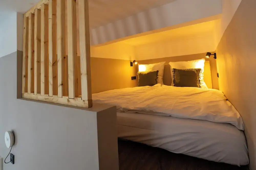 Photo - The Charming by Curt Suites