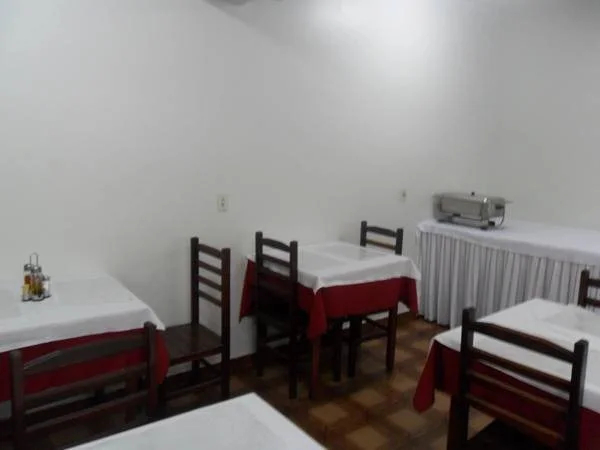Photo - Center Plaza Hotel