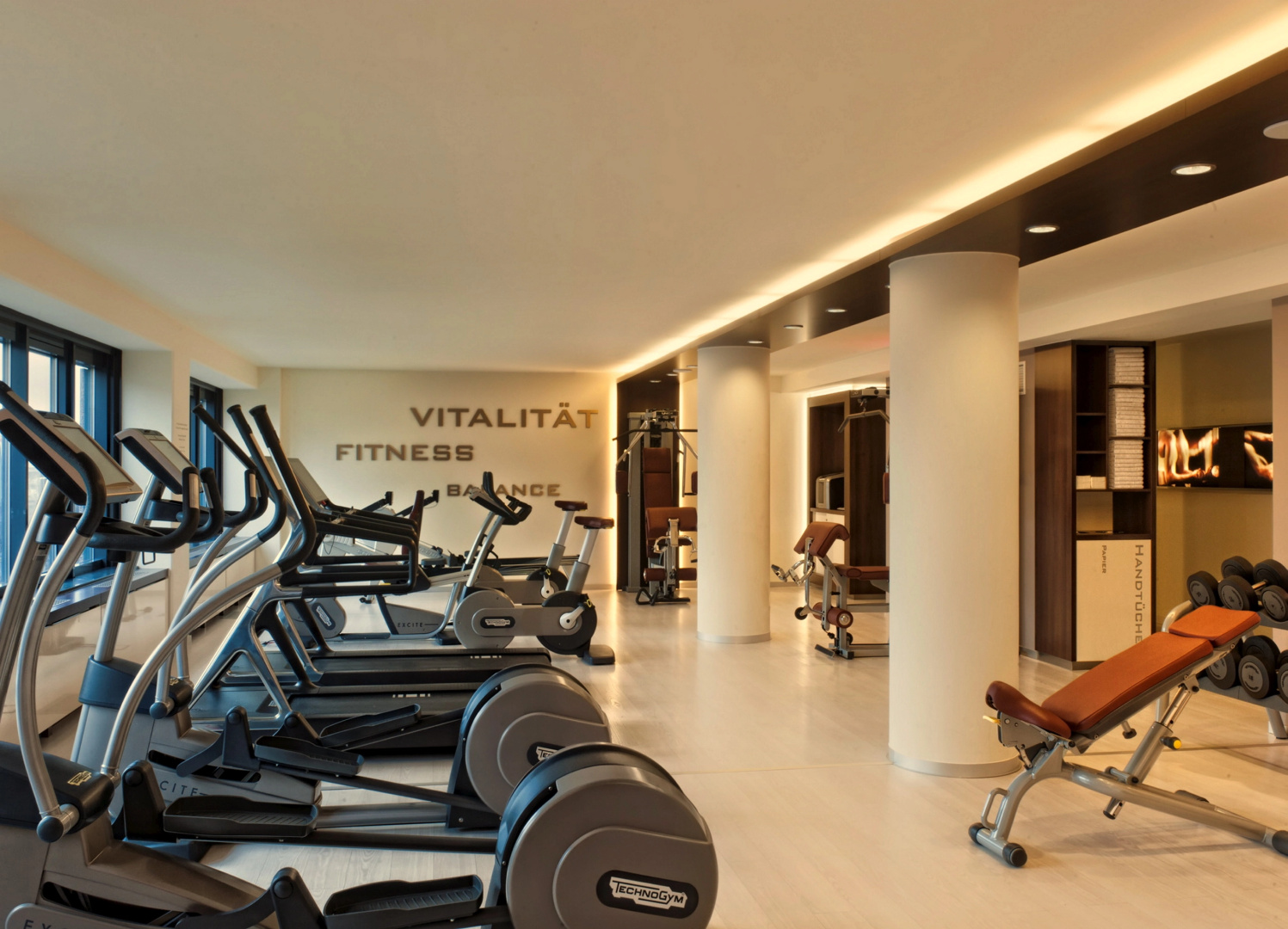 Photo - Estrel Hotel Berlin