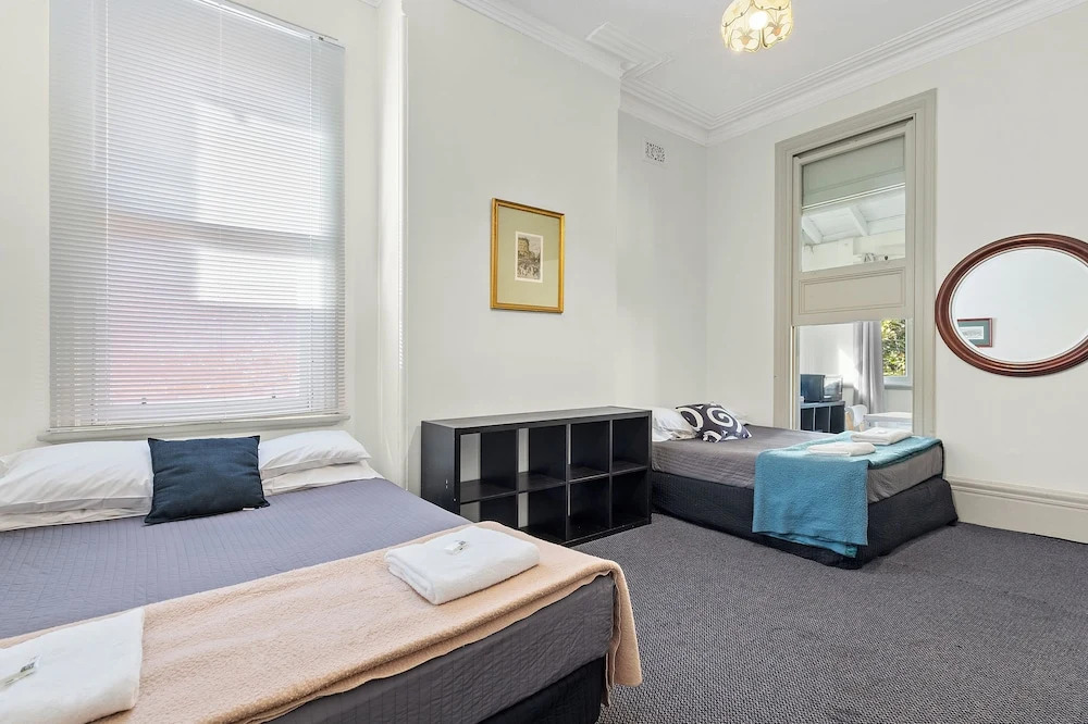 Photo - Falcon Lodge