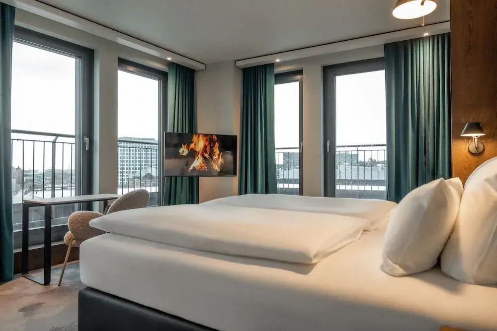 Foto - The Cloud One Hamburg-Kontorhaus