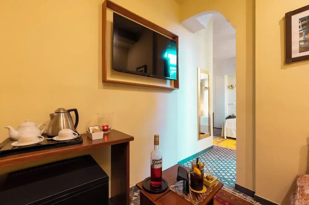 Photo - Palm Gallery Hotel