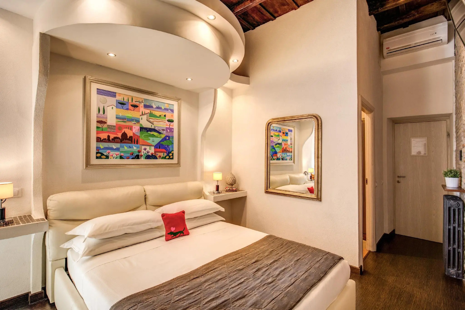 Photo - Tritone Top House