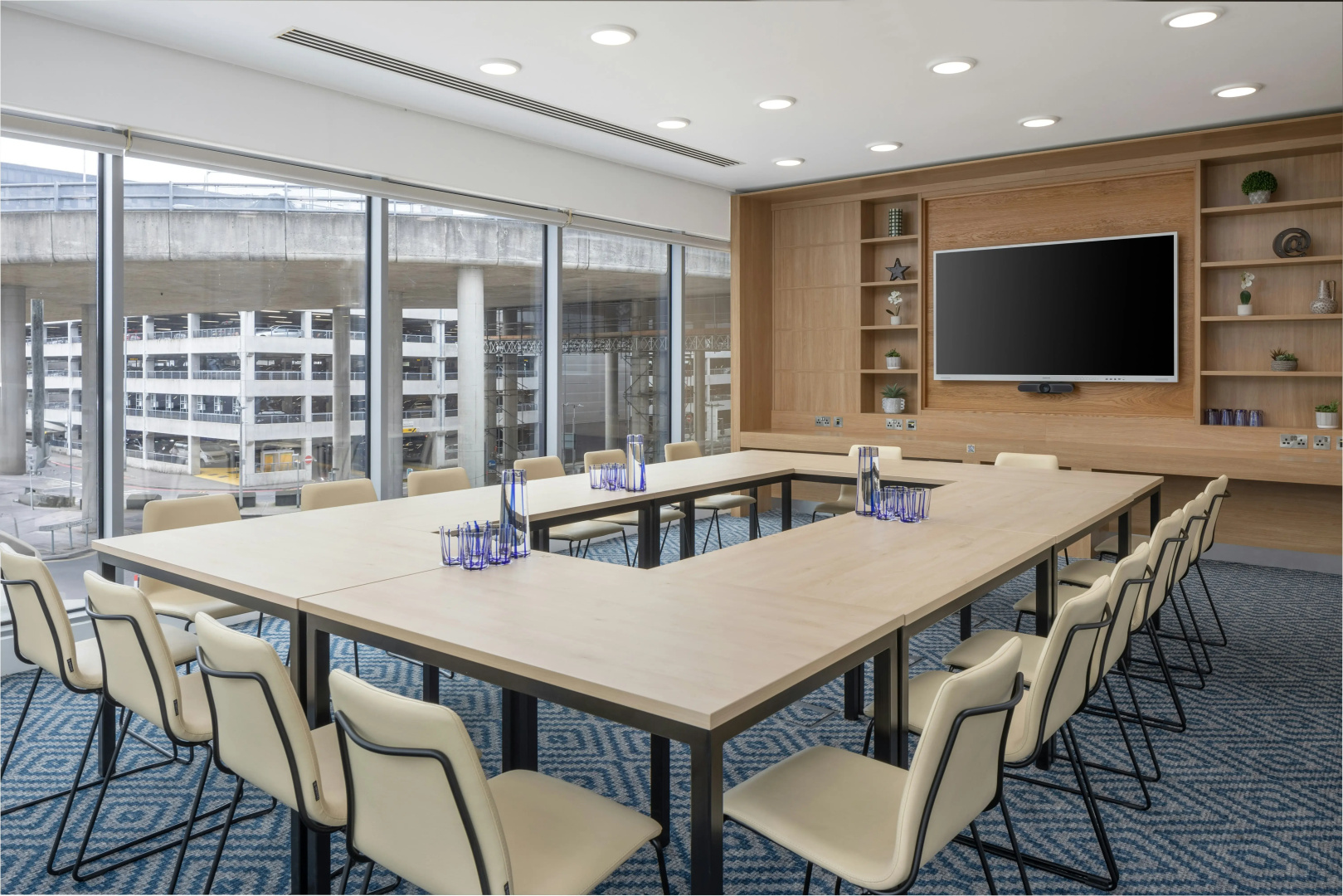Foto - Hampton by Hilton London Gatwick Airport